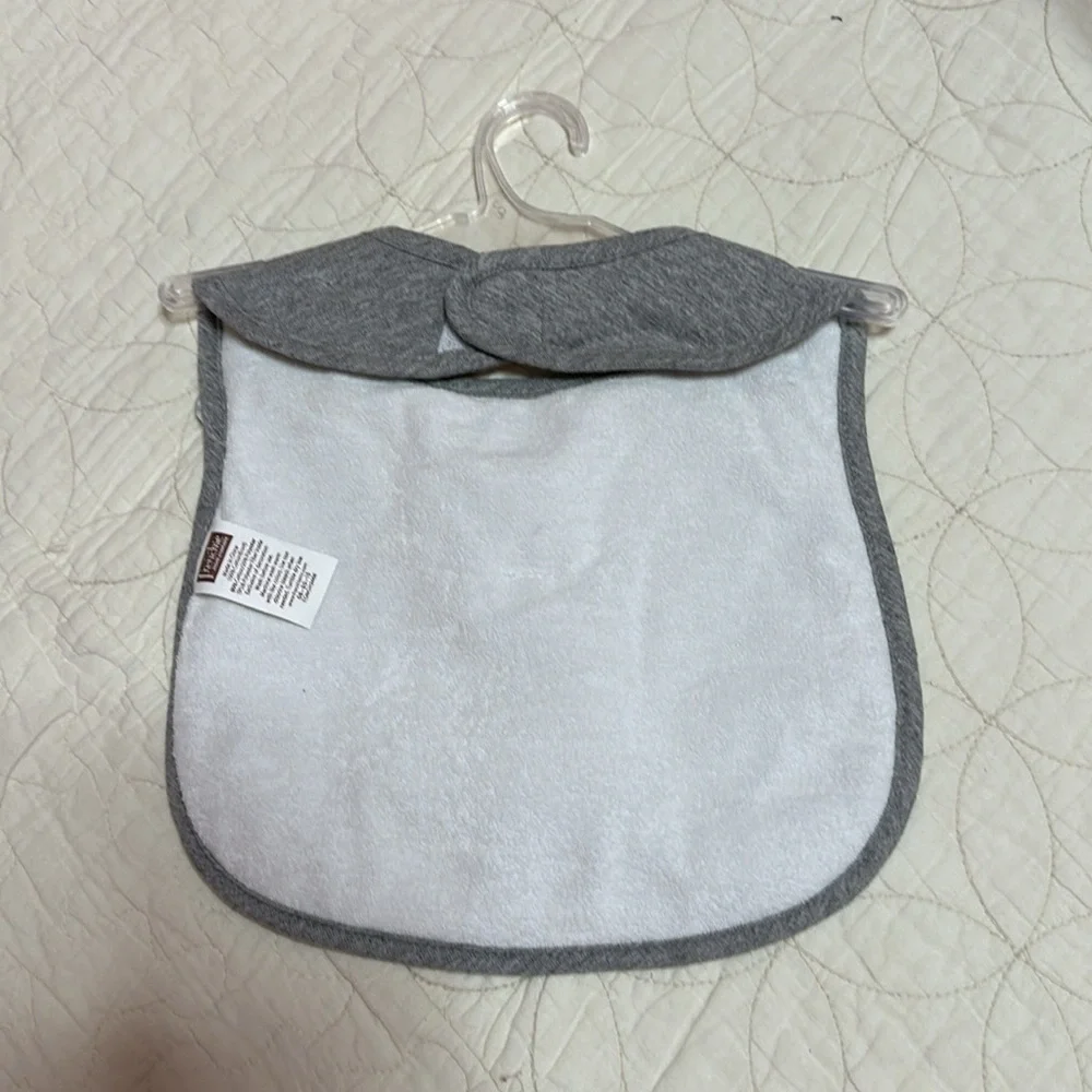 NWT tie bib
